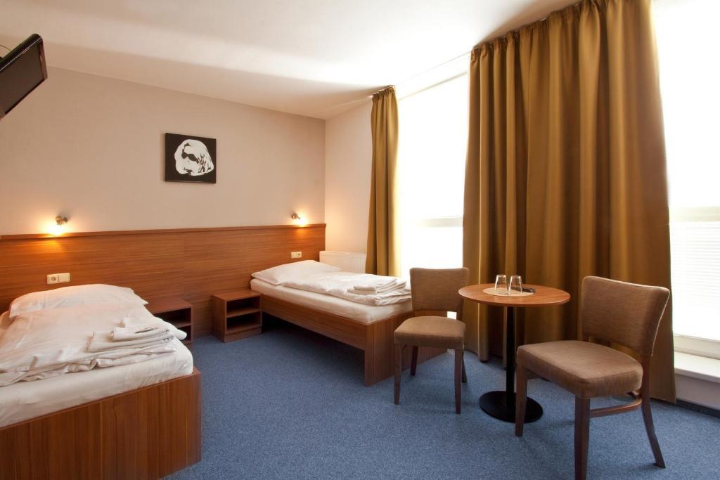 Hotel Penzion Ruland Brno Exterior foto